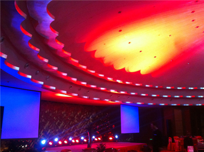 北京望京西區(qū)燈光音響租賃|舞臺大屏設(shè)備出租安裝公司_周邊服務(wù)欄目